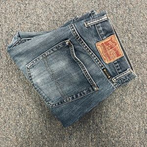 Lucky Brand Regular Fit Blue Jeans.‎